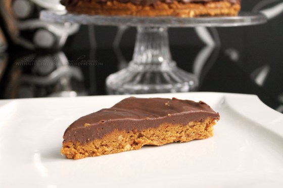 Jordnötspaj med tryffeltäcke